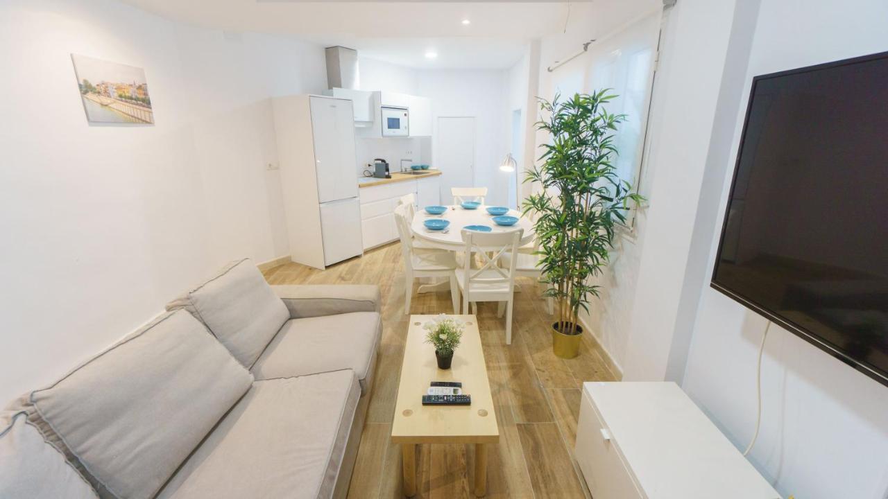 Apartamento Rentalsevilla Espacioso Y Acogegor Apartamento De 3 *