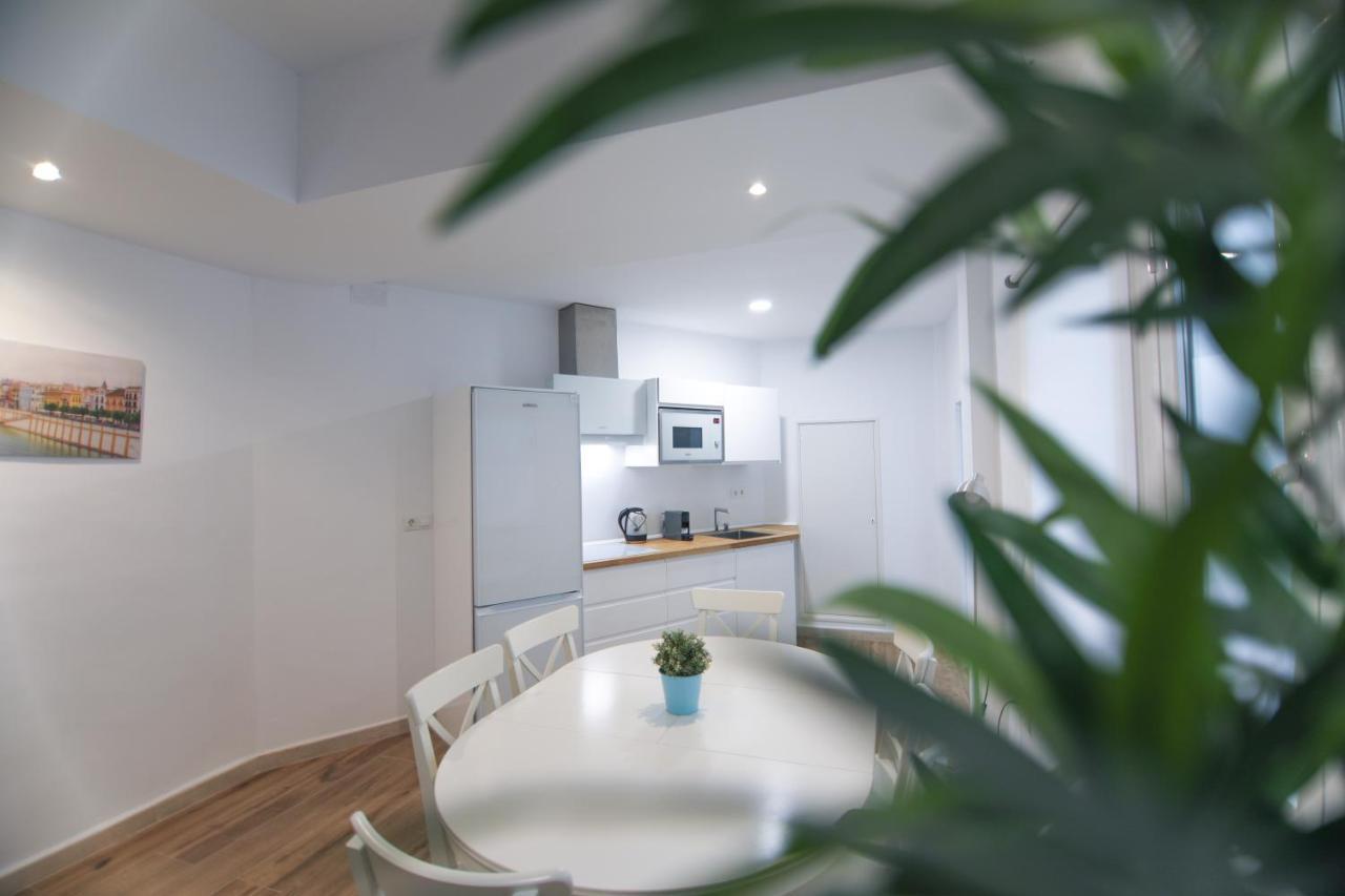 Rentalsevilla Espacioso Y Acogegor Apartamento De 3 * Sevilla