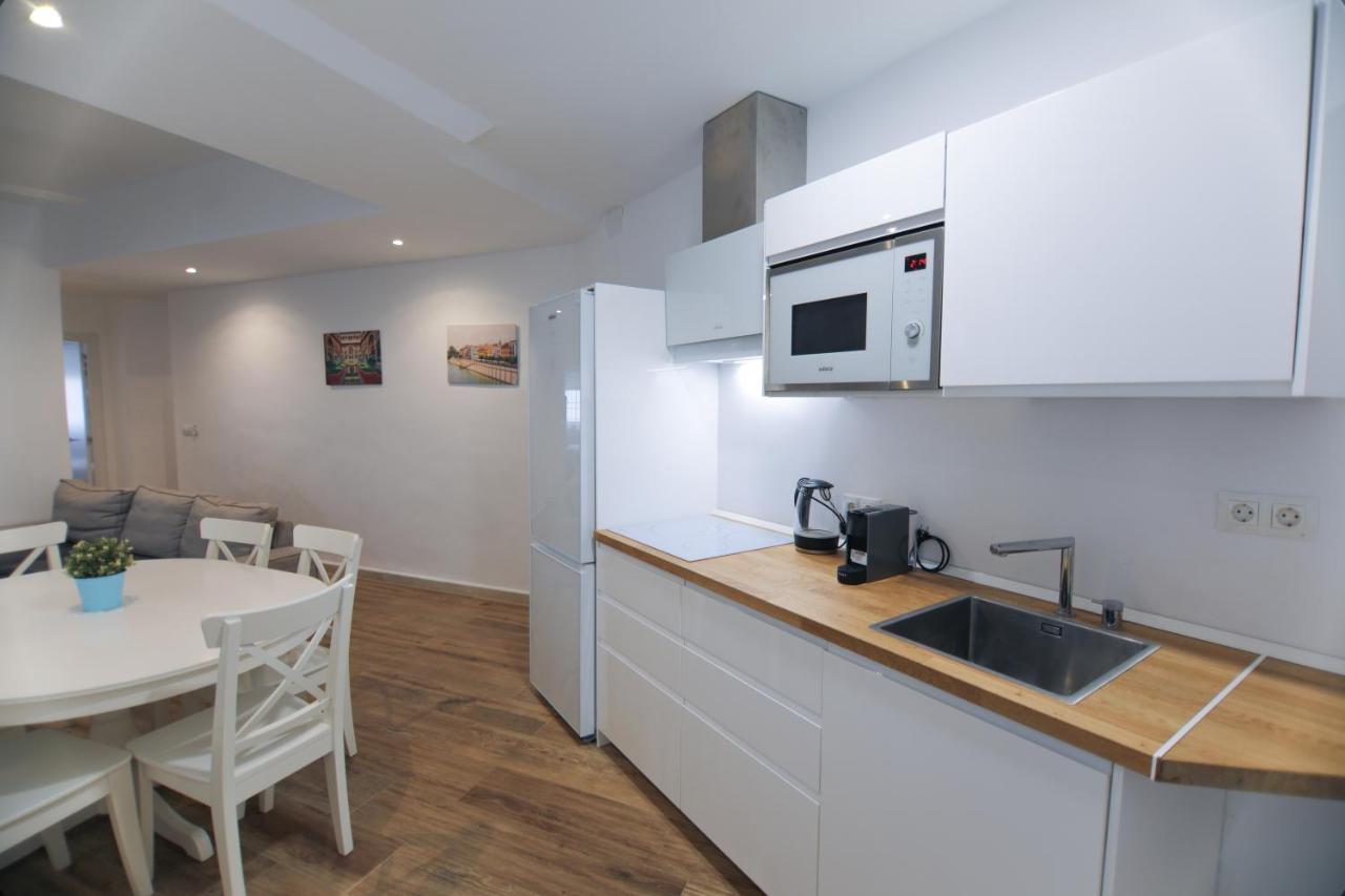Rentalsevilla Espacioso Y Acogegor Apartamento De 3 Apartamento