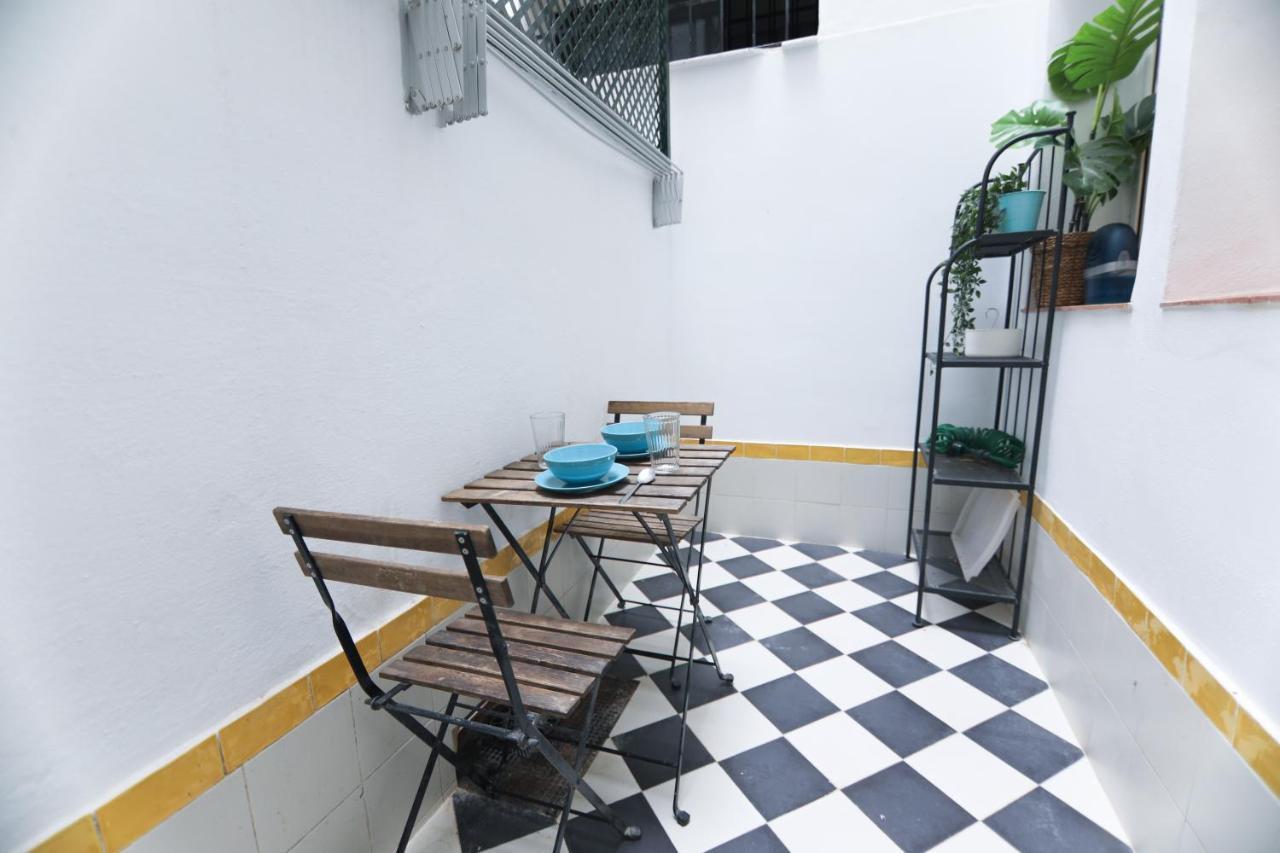 Rentalsevilla Espacioso Y Acogegor Apartamento De 3 * Sevilla