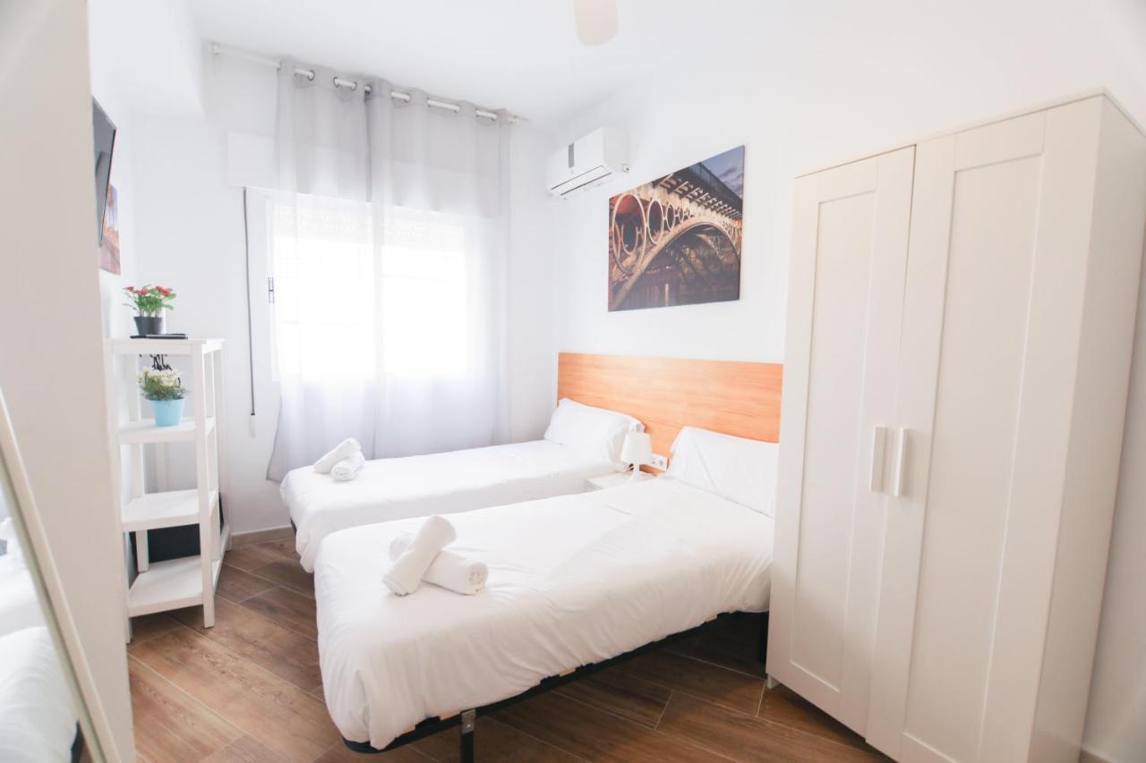 Rentalsevilla Espacioso Y Acogegor Apartamento De 3 Apartamento Sevilla